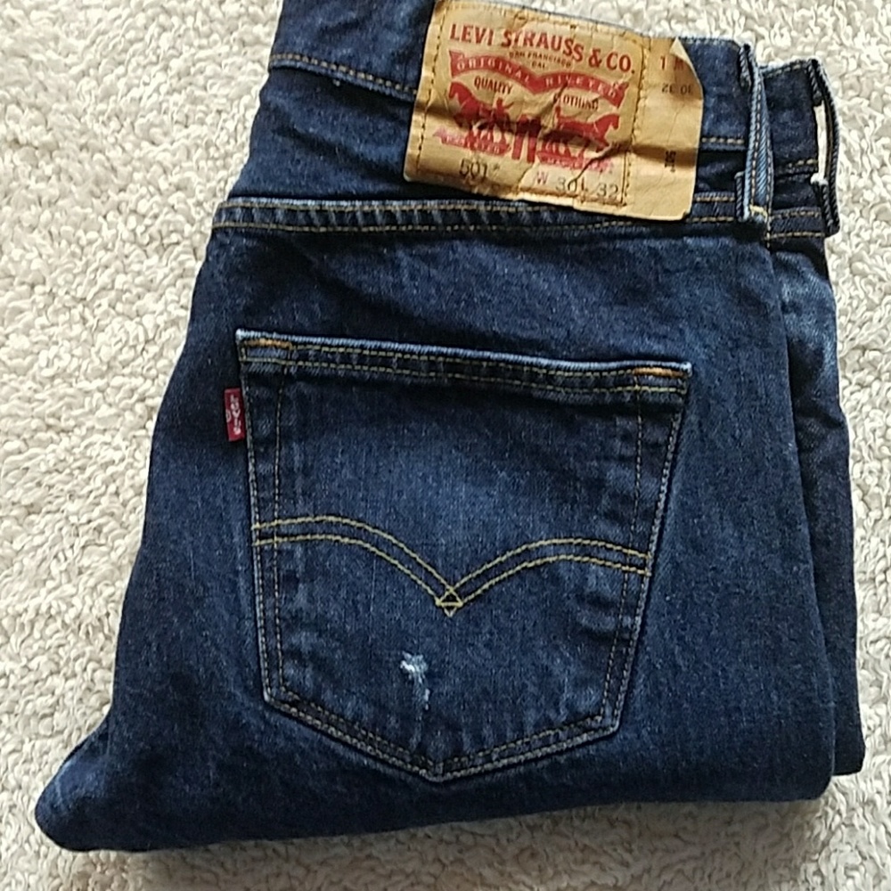 LEVI'S 501 BUTTONFLY JEANS ~🎊HP🎊 - Picture 6 of 6